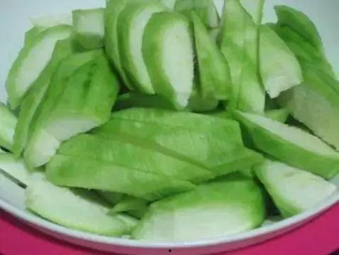 长形角瓜怎么吃,长形角瓜的多彩食法探索