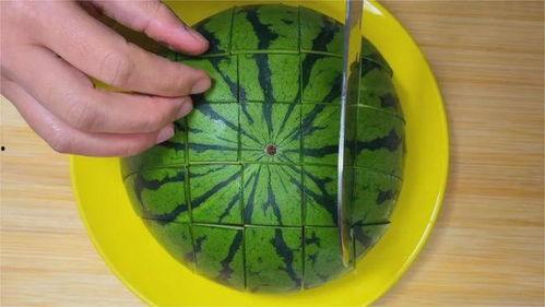 怎样切瓜直接吃,尽享鲜甜美味