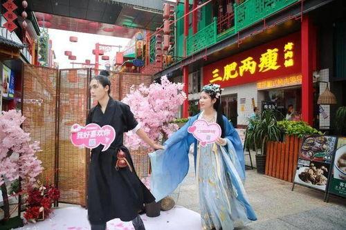 汉服商家吃瓜事件,一场网络“吃瓜”事件的背后真相