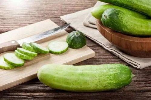 现在吃瓜的危害,揭秘过度追剧、刷资讯的危害  第2张