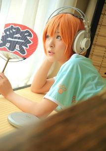 女仆吃瓜,一场甜蜜的吃瓜盛宴  第2张