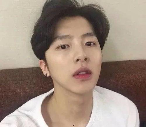 中分男孩吃瓜视频,趣味横生，网友热议不断  第1张