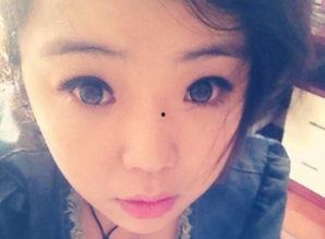 辽宁眼睛妹吃瓜,揭秘网络红人的争议瞬间  第3张