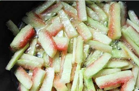 吃瓜垃圾箩,网络热词背后的文化现象  第3张