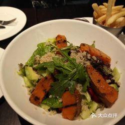 蓝蛙吃瓜,揭秘动物界的“美食家”